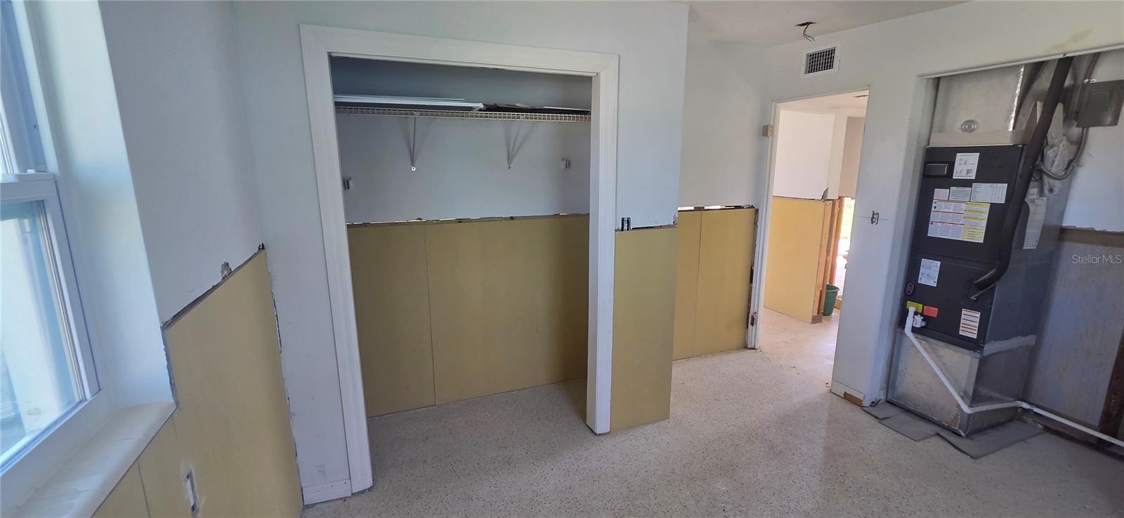 13320 CAROL DR — photo 6
