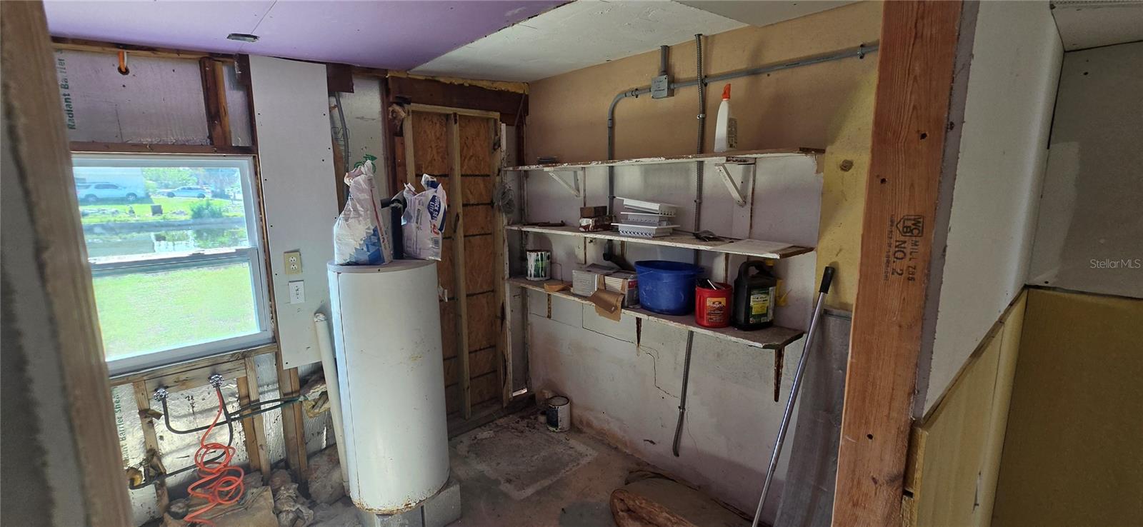 13320 CAROL DR — photo 26