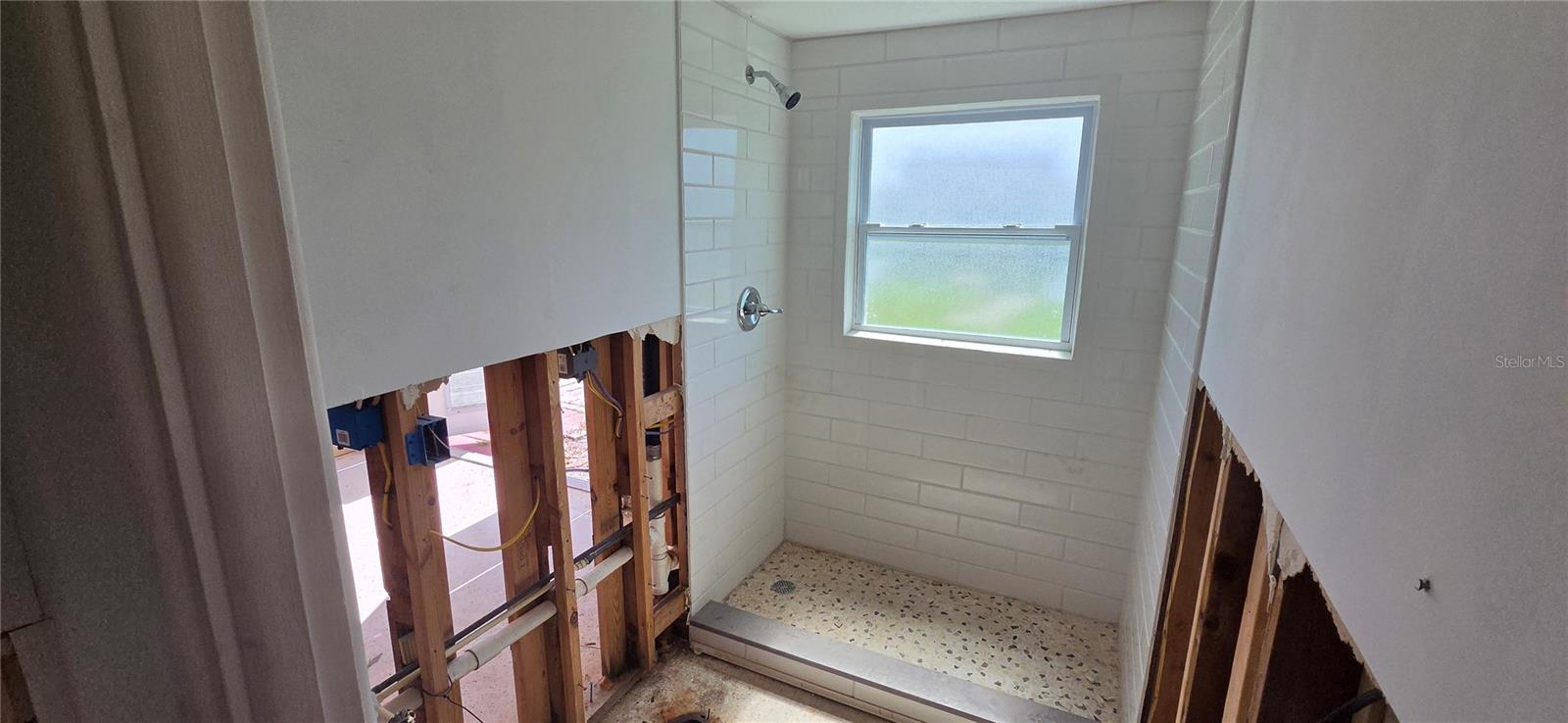 13320 CAROL DR — photo 12