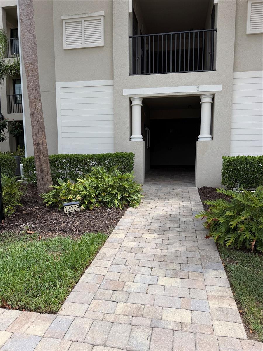 18008 GAWTHROP DR #302 — photo 3