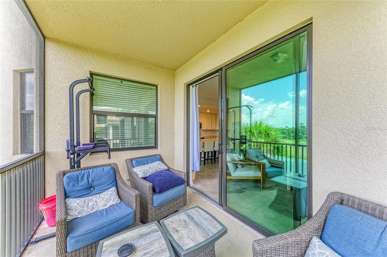 18008 GAWTHROP DR #302 — photo 36