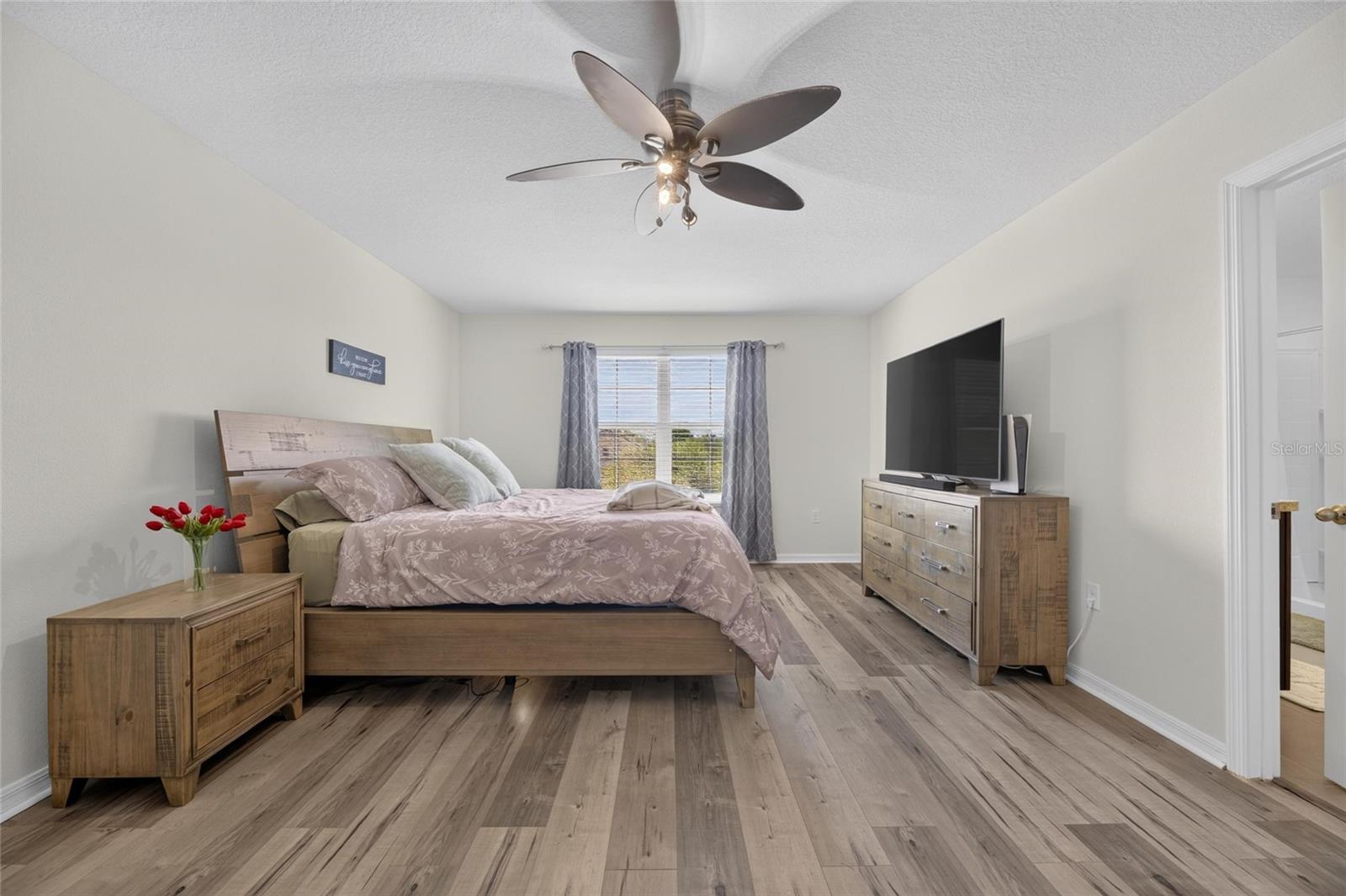 8115 HARWICH PORT LN — photo 4