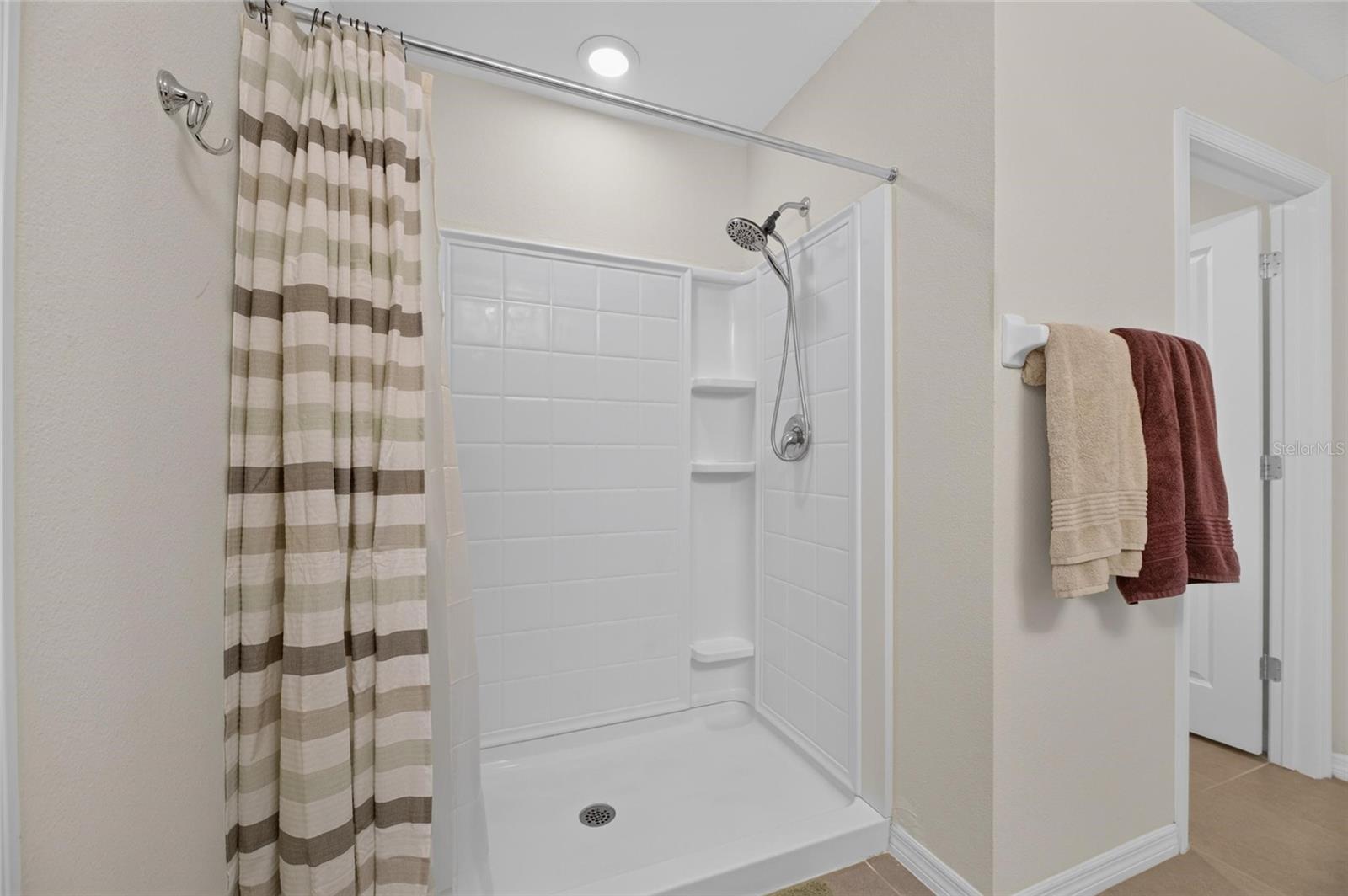 8115 HARWICH PORT LN — photo 29