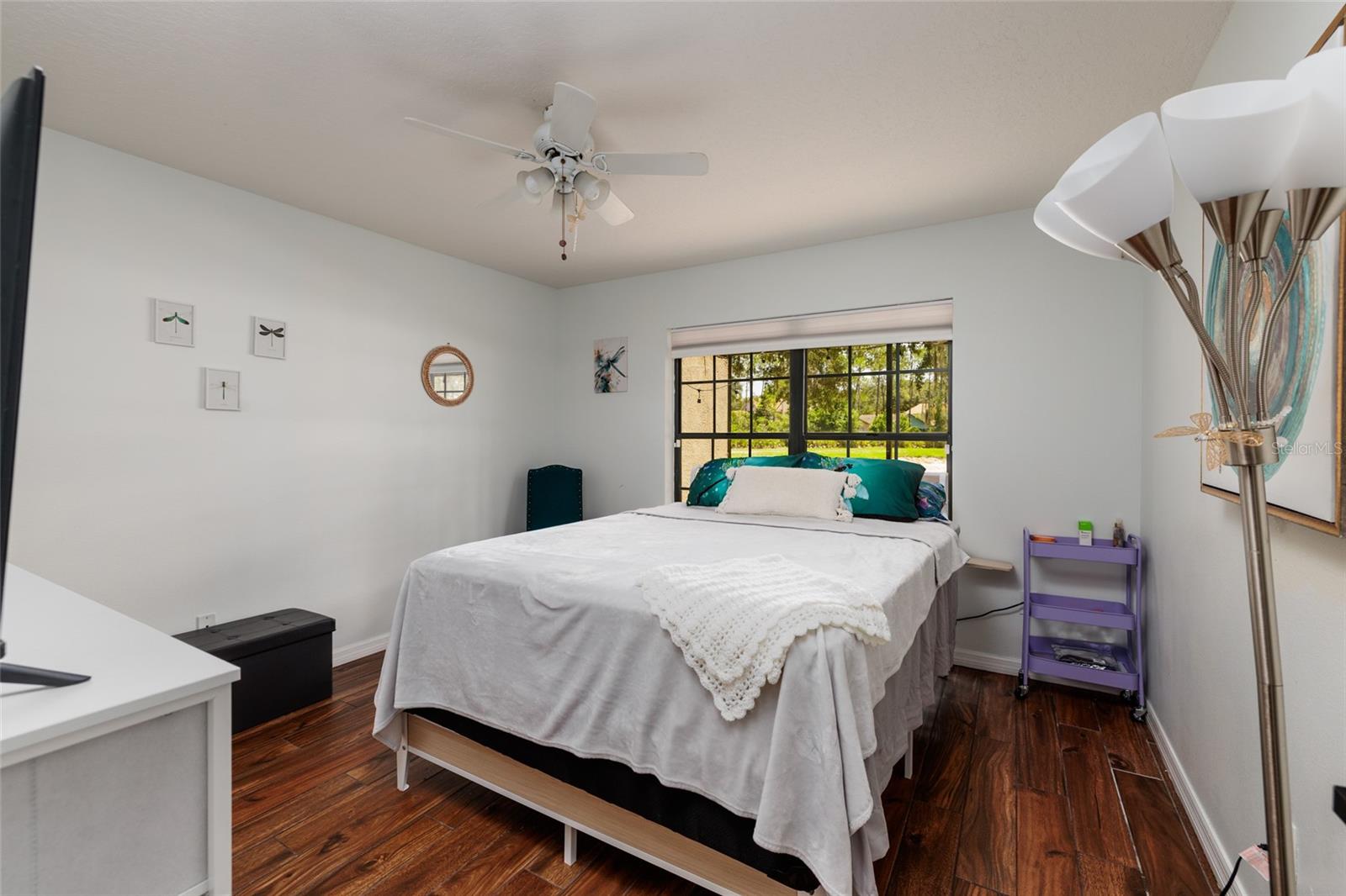 17557 FAIRMEADOW DR — photo 27