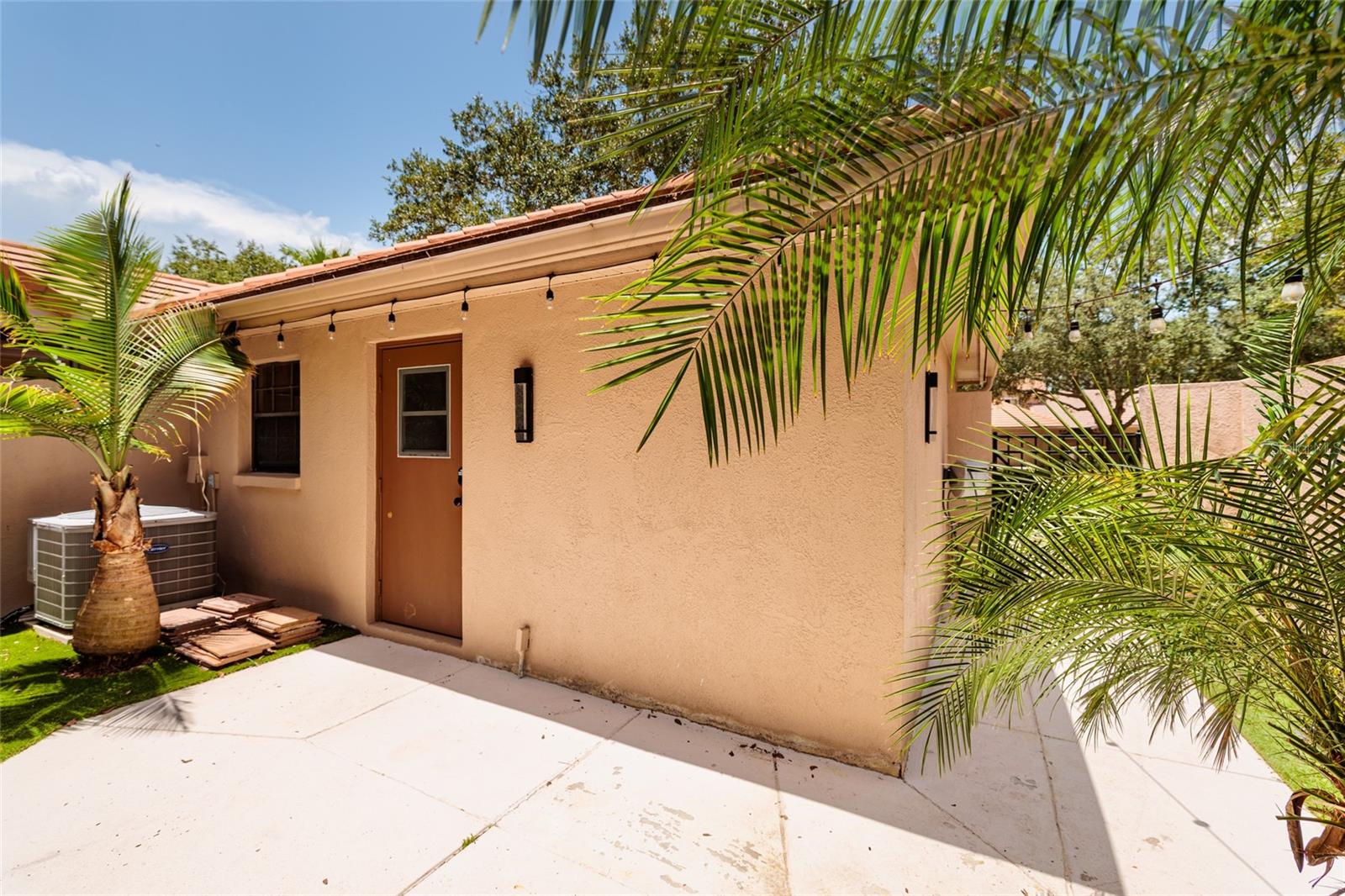 17557 FAIRMEADOW DR — photo 43