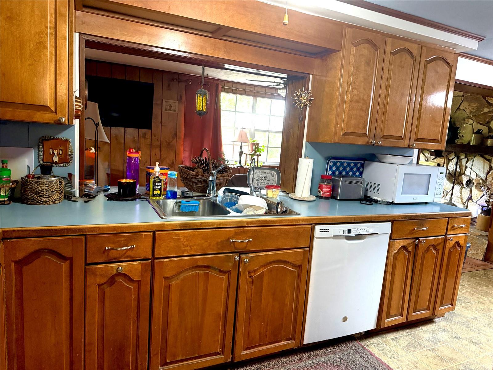 12204 BEAR CREEK LN — photo 5