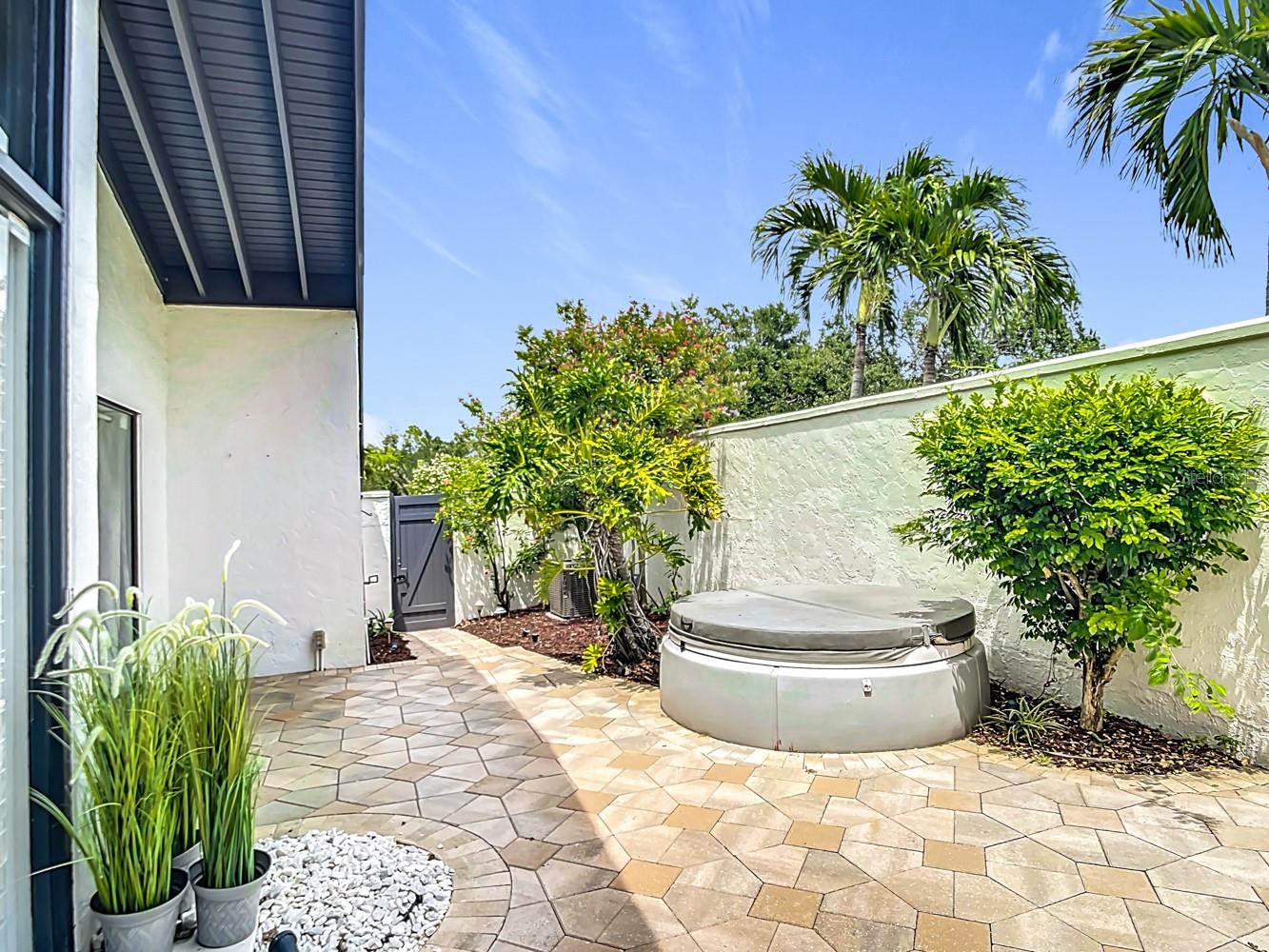780 SARABAY RD #16 — photo 8