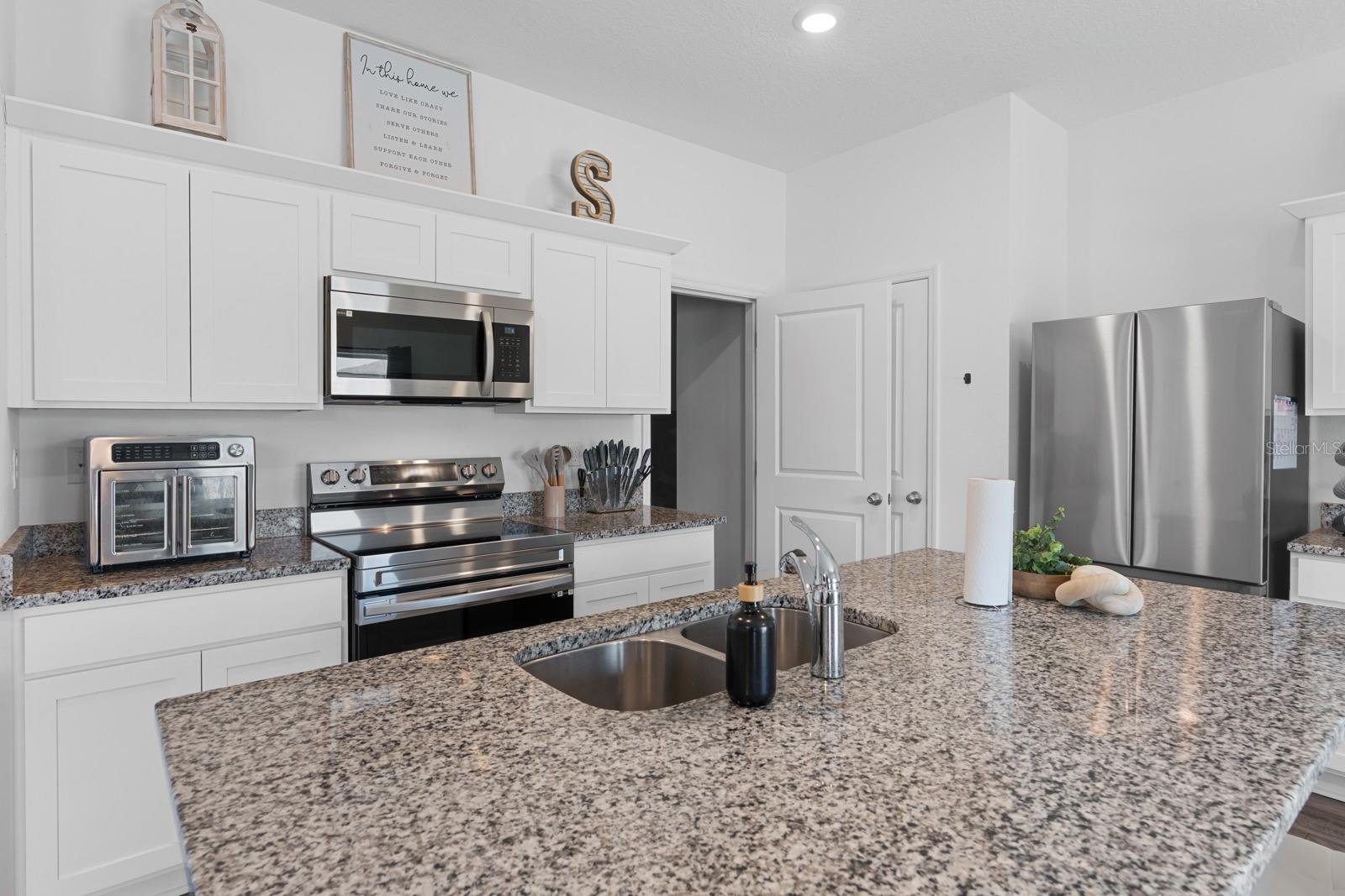 38465 HONEYSUCKLE DR — photo 5