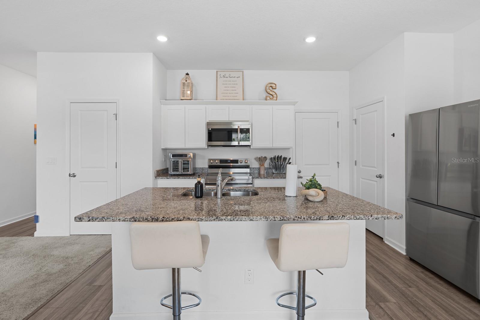 38465 HONEYSUCKLE DR — photo 6