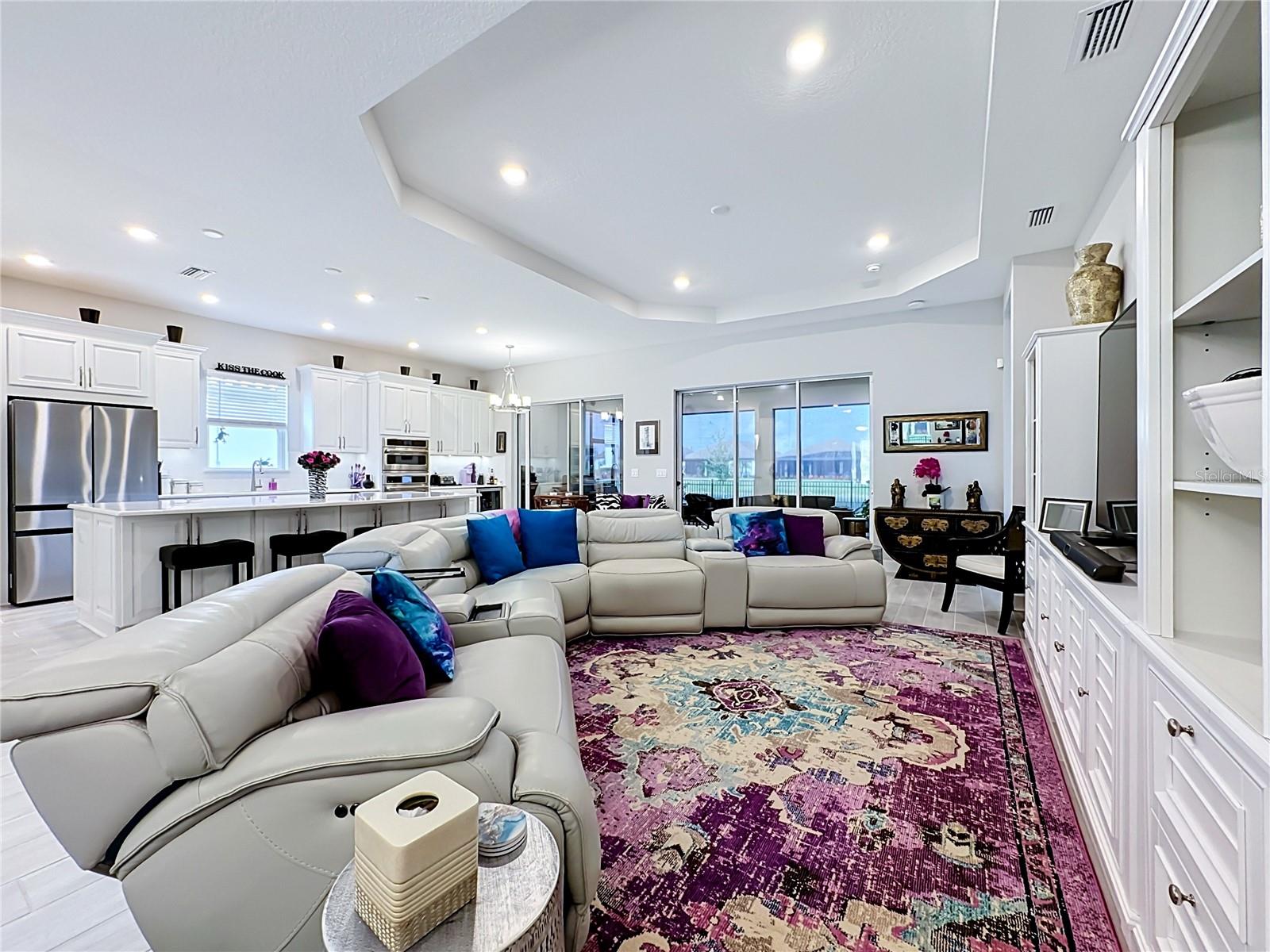 6145 GRANDVIEW HILL CT — photo 15