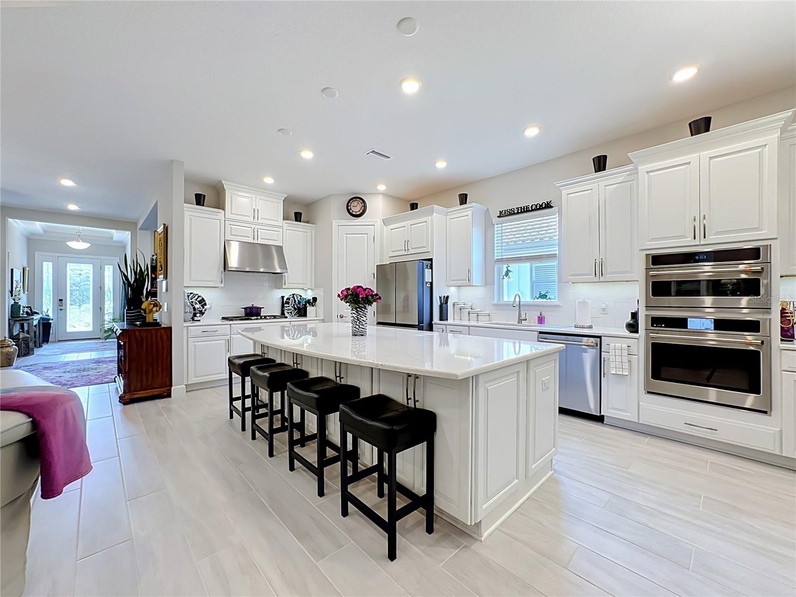6145 GRANDVIEW HILL CT — photo 7
