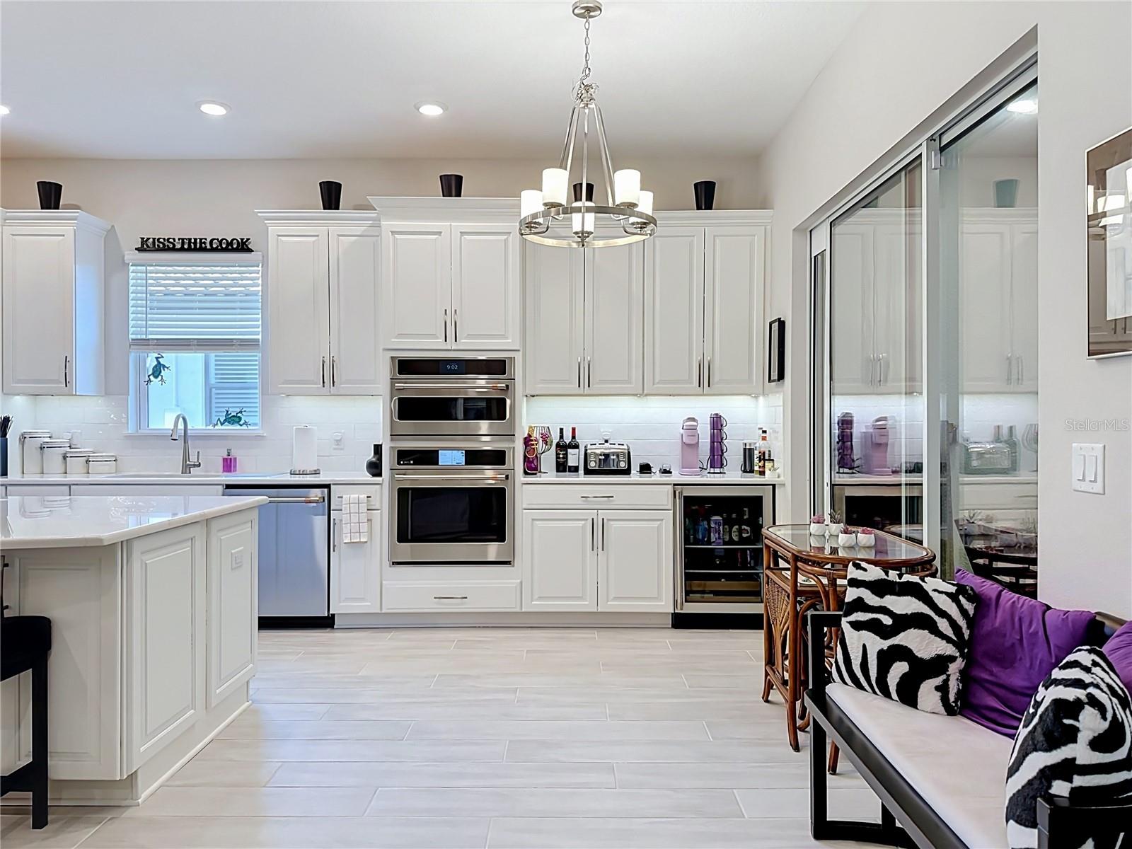 6145 GRANDVIEW HILL CT — photo 14
