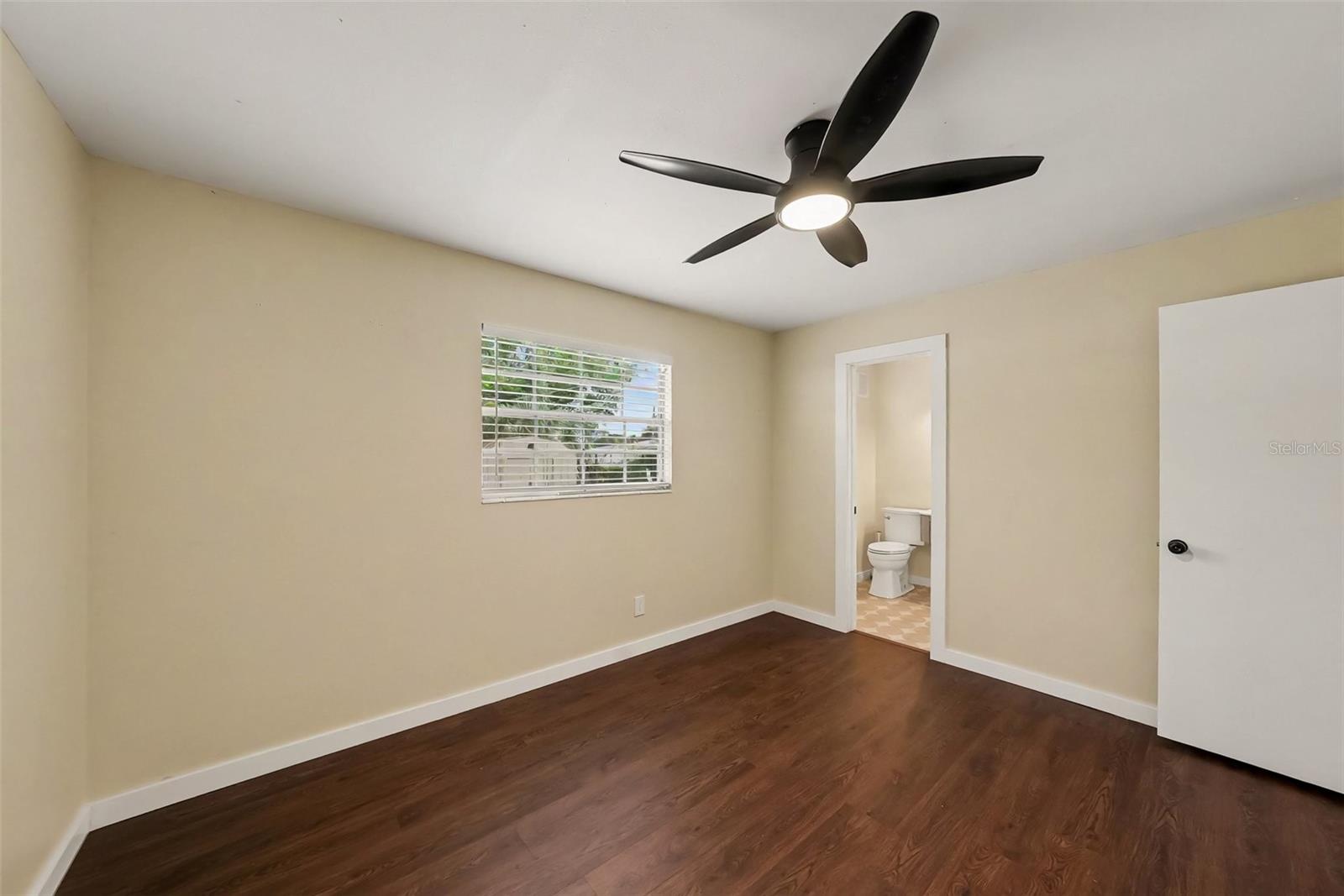 4733 W WISCONSIN AVE — photo 18