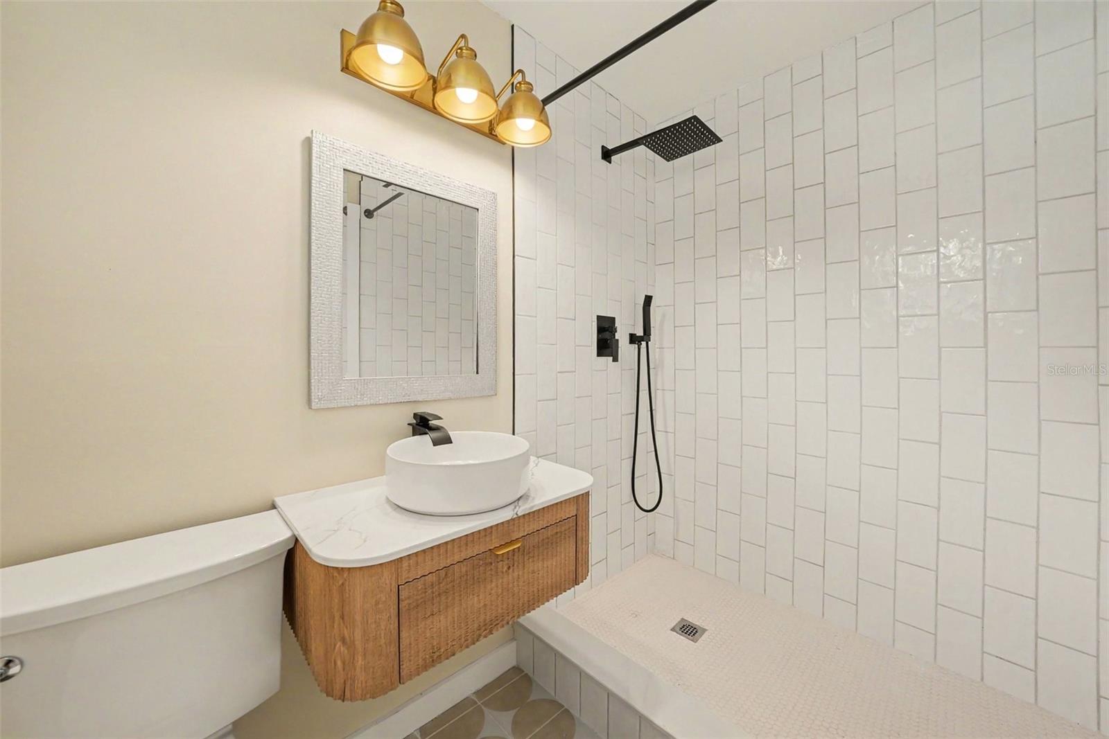 4733 W WISCONSIN AVE — photo 20