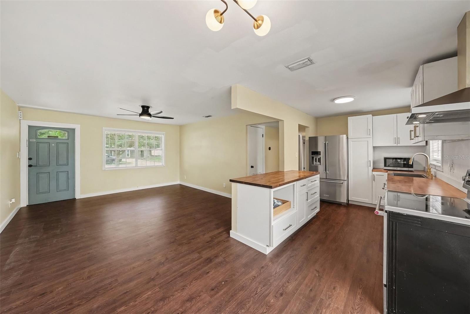 4733 W WISCONSIN AVE — photo 10