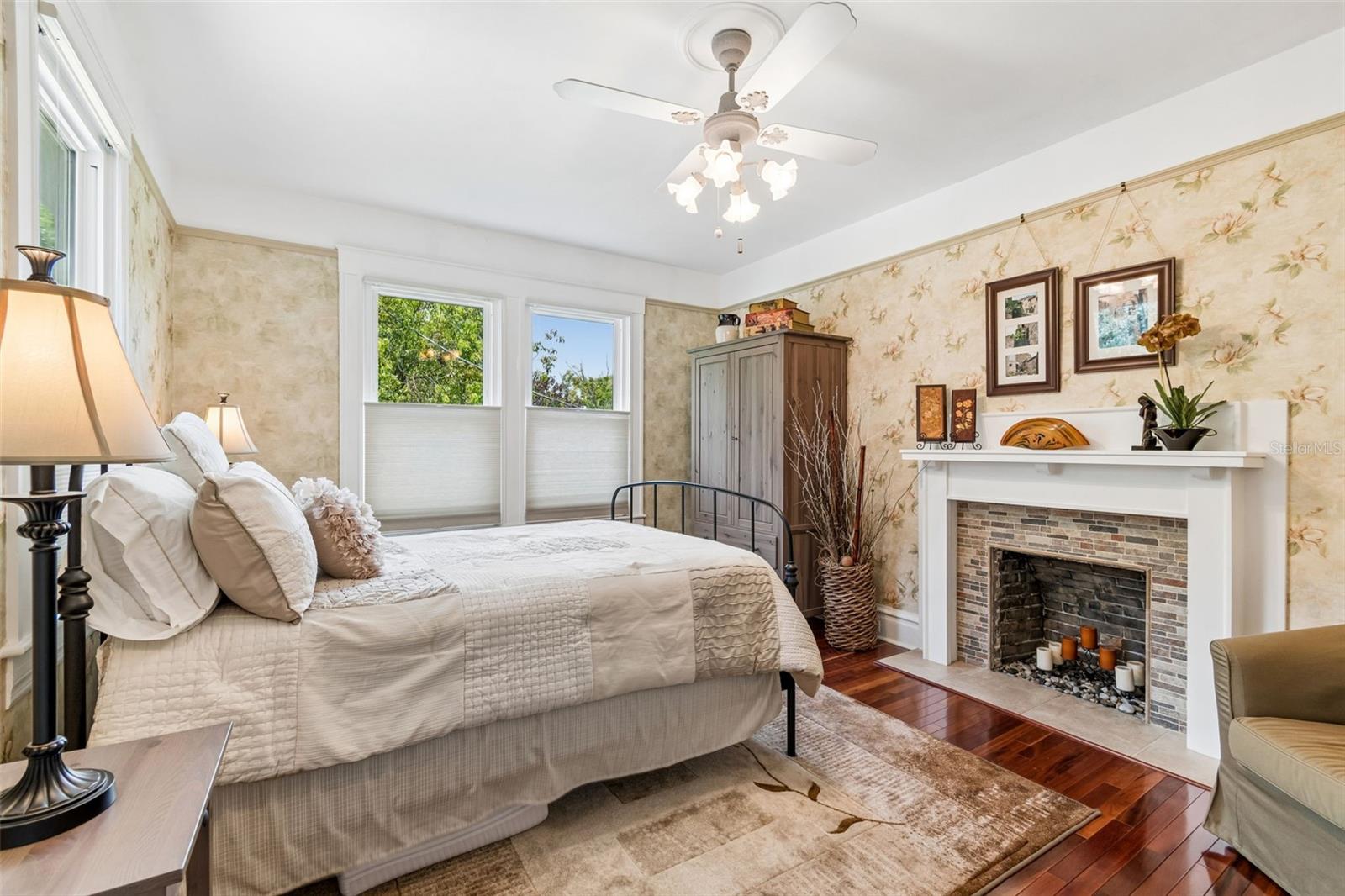 703 N EVERS ST — photo 58