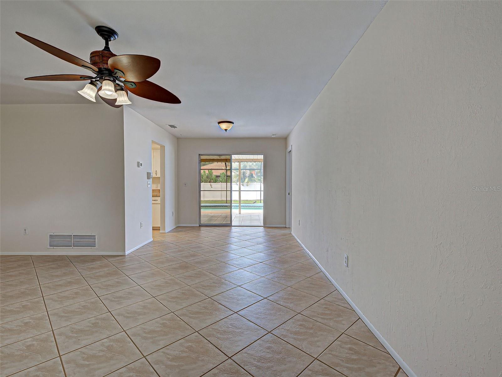 3640 STERLING RD — photo 15