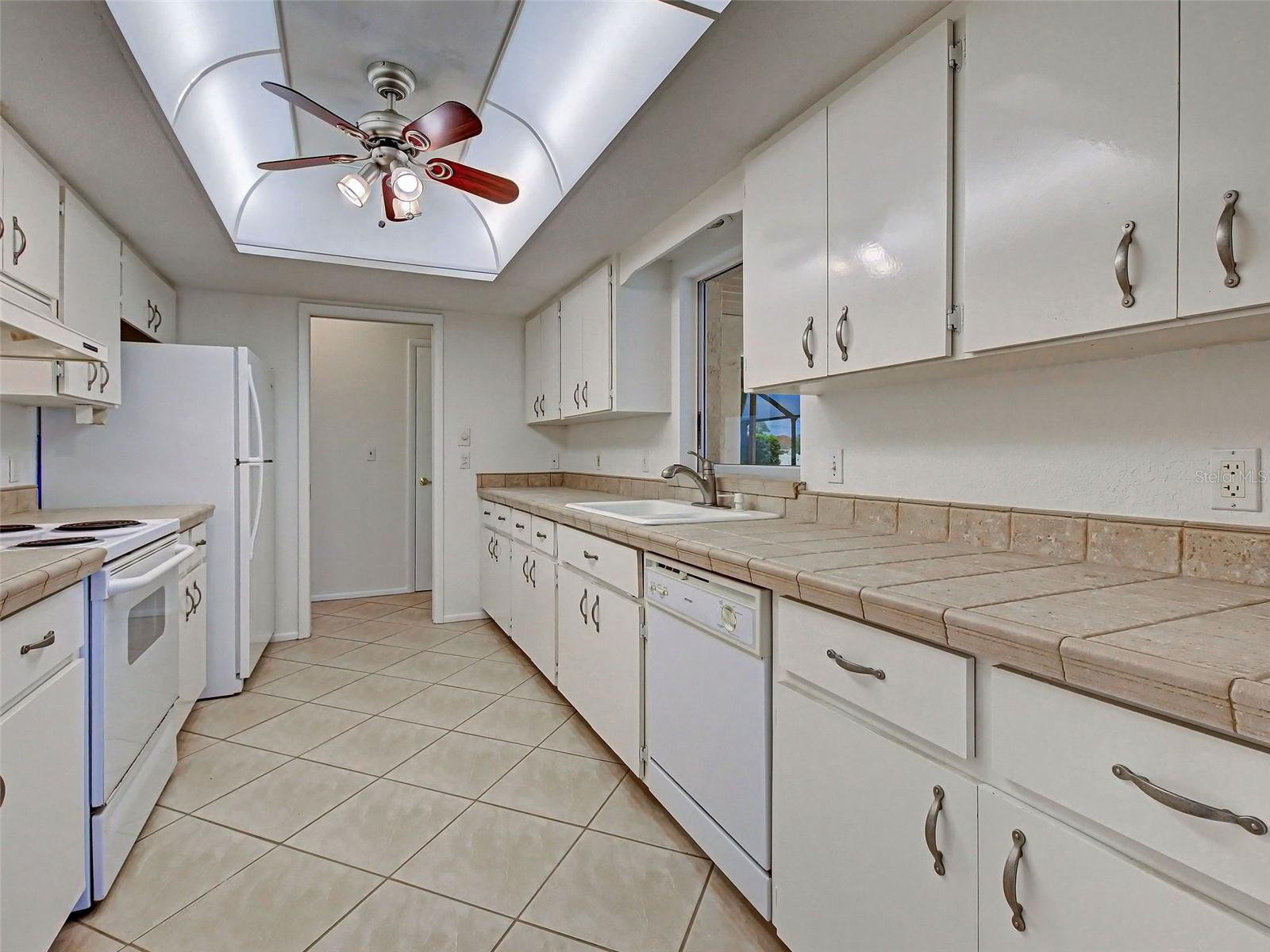 3640 STERLING RD — photo 21