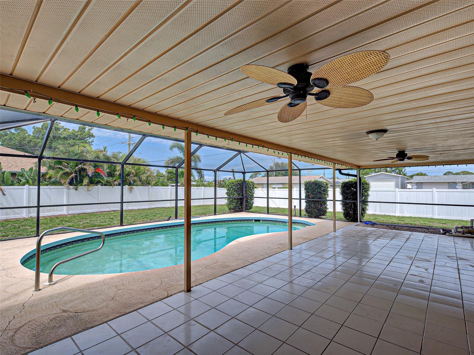 3640 STERLING RD — photo 32