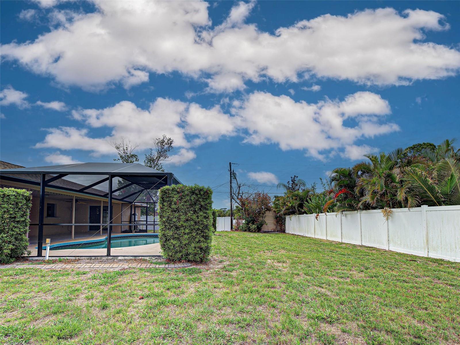 3640 STERLING RD — photo 10