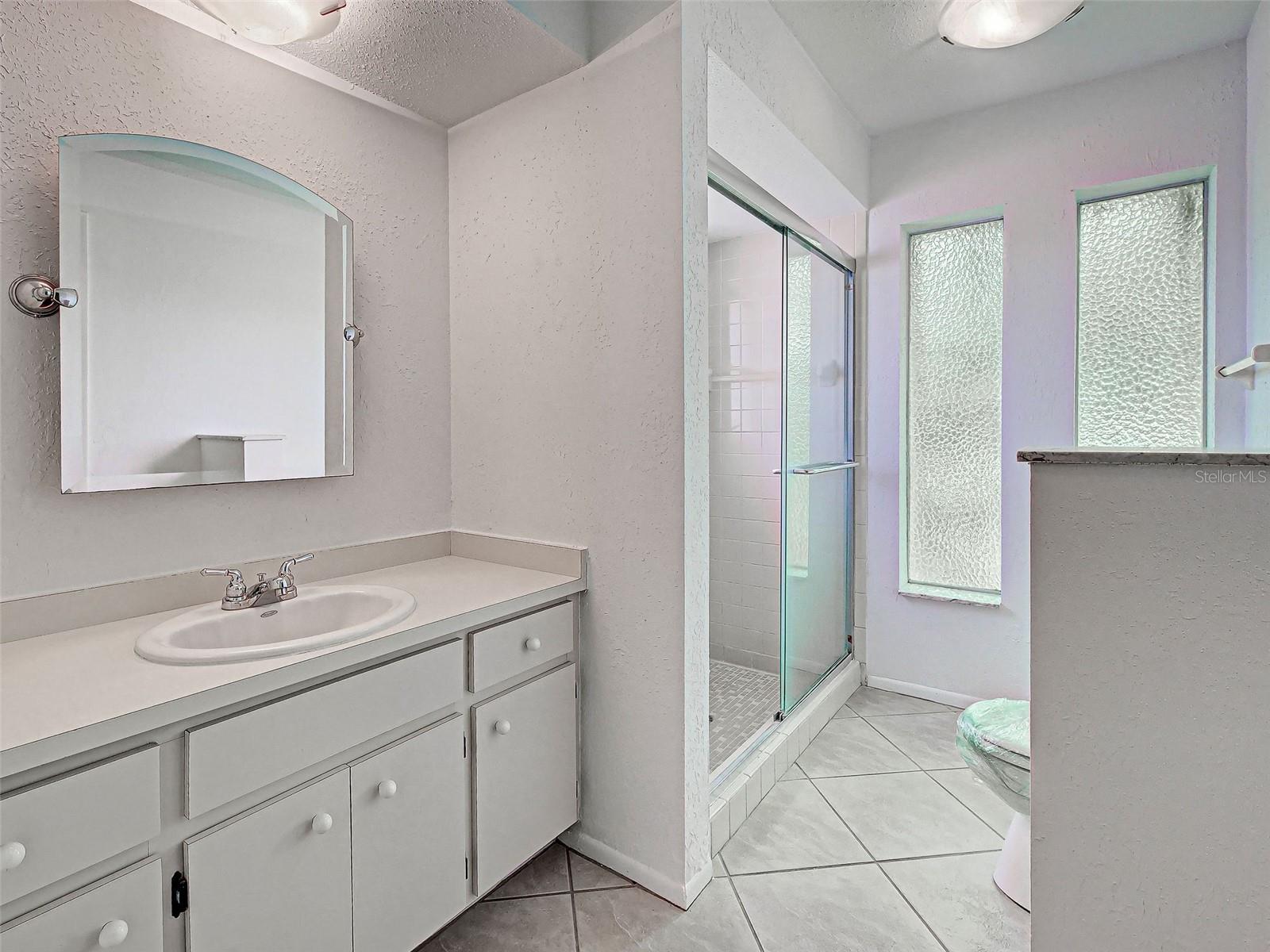 3640 STERLING RD — photo 43