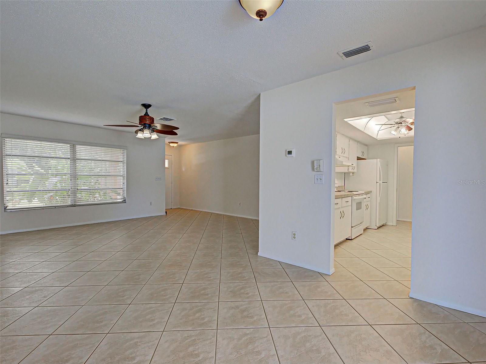 3640 STERLING RD — photo 17