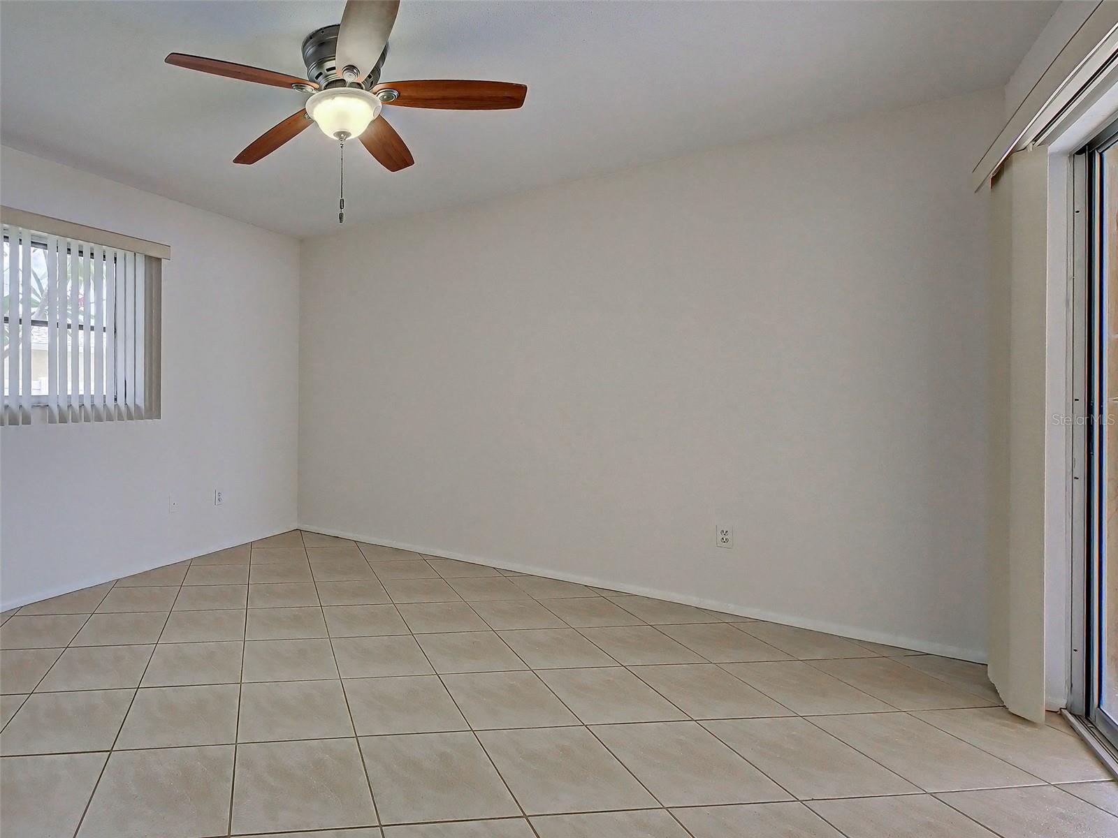 3640 STERLING RD — photo 29