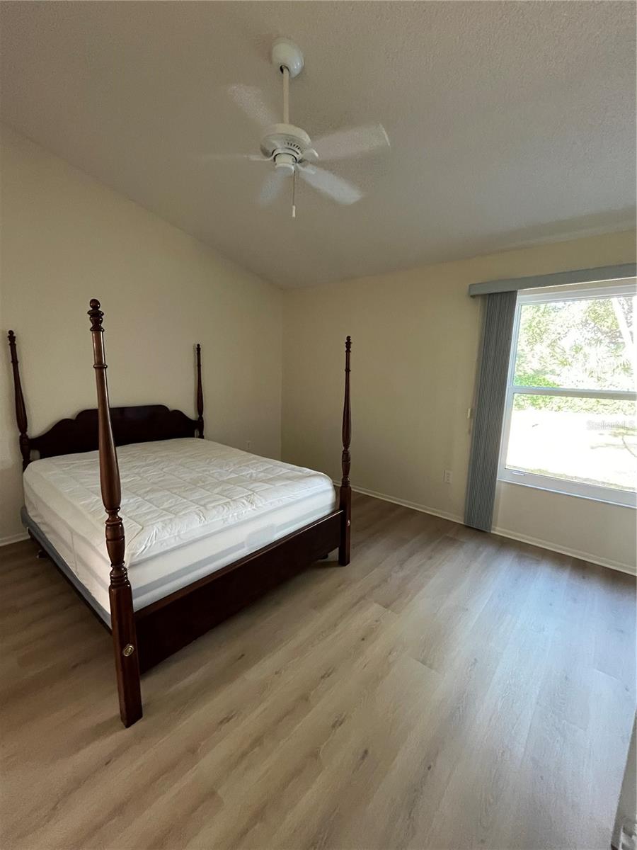 2387 BENTLEY DRIVE — photo 11