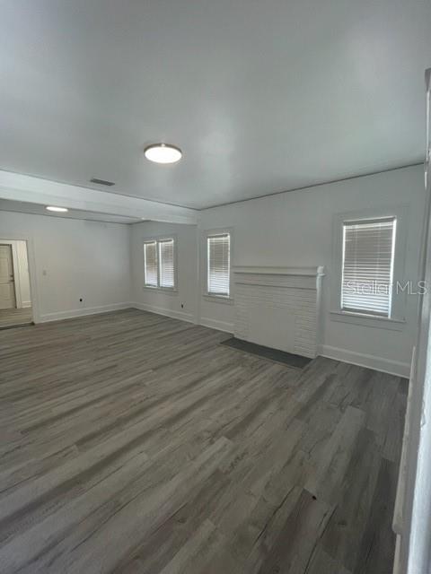 2118 5TH ST — photo 2