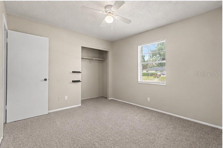 4419 DOLPHIN DR — photo 16
