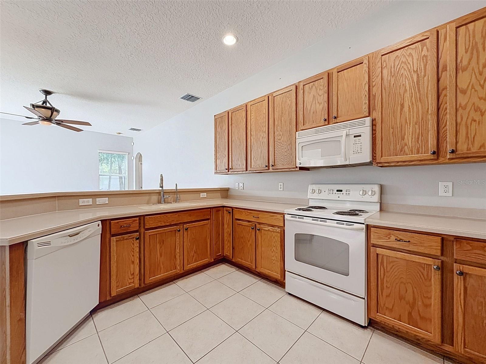 2021 RUTHERFORD DR — photo 18