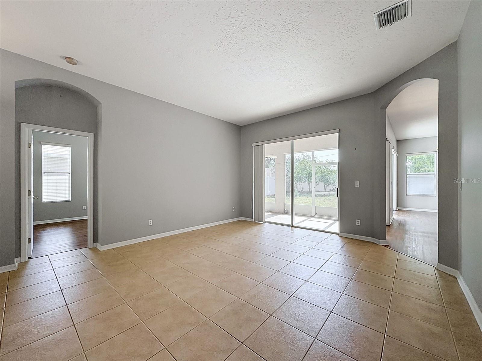 2021 RUTHERFORD DR — photo 11