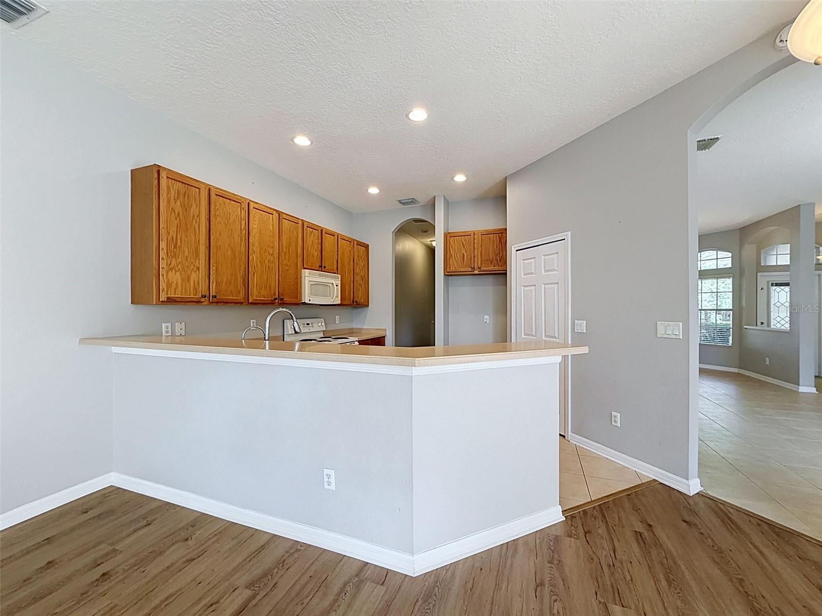 2021 RUTHERFORD DR — photo 16