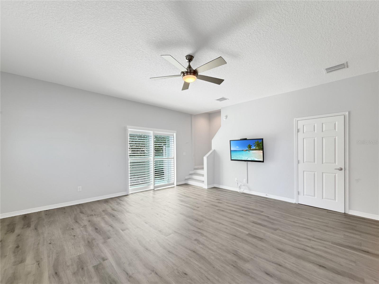 281 ASHLEY CT — photo 21
