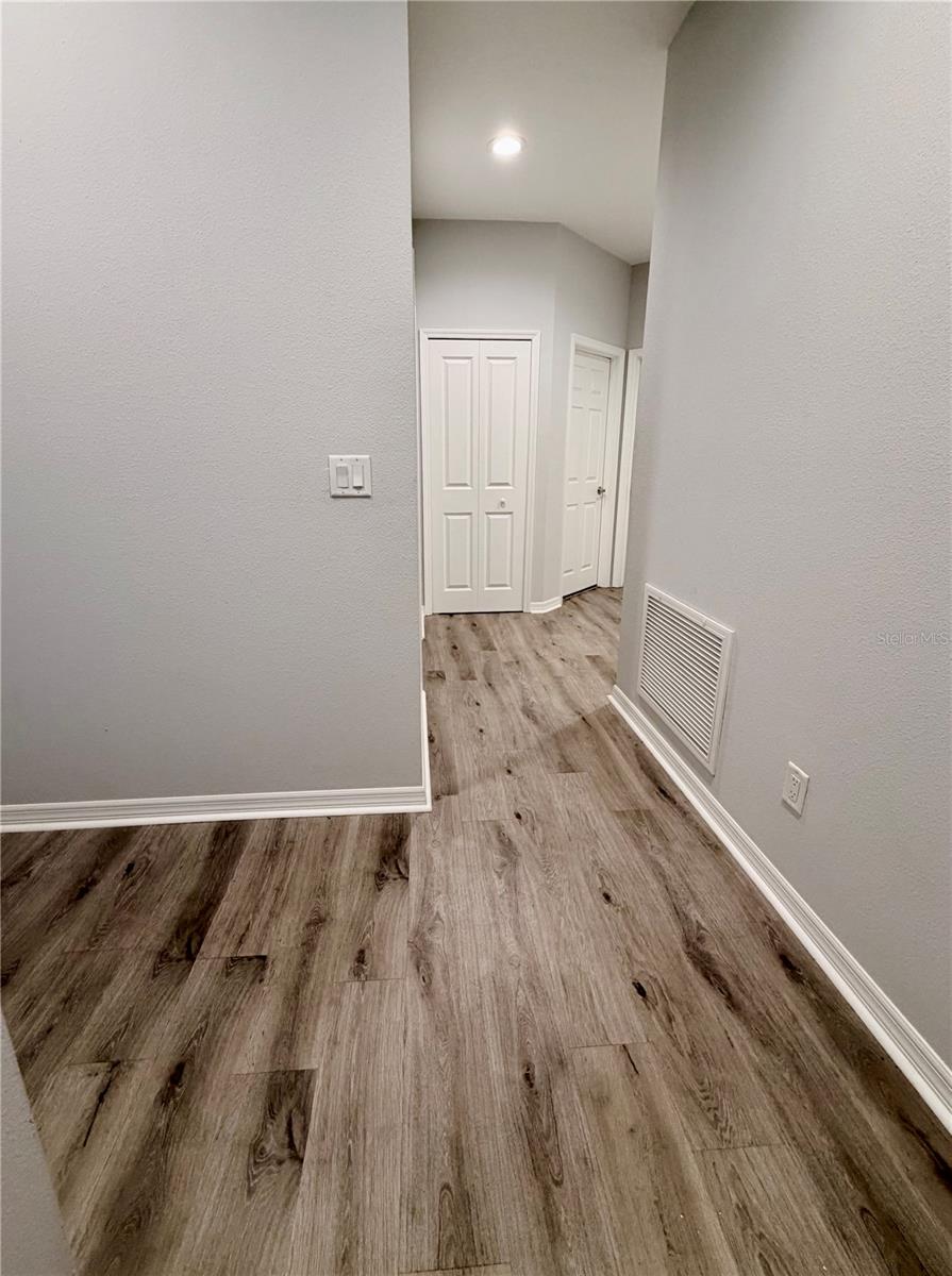 281 ASHLEY CT — photo 24