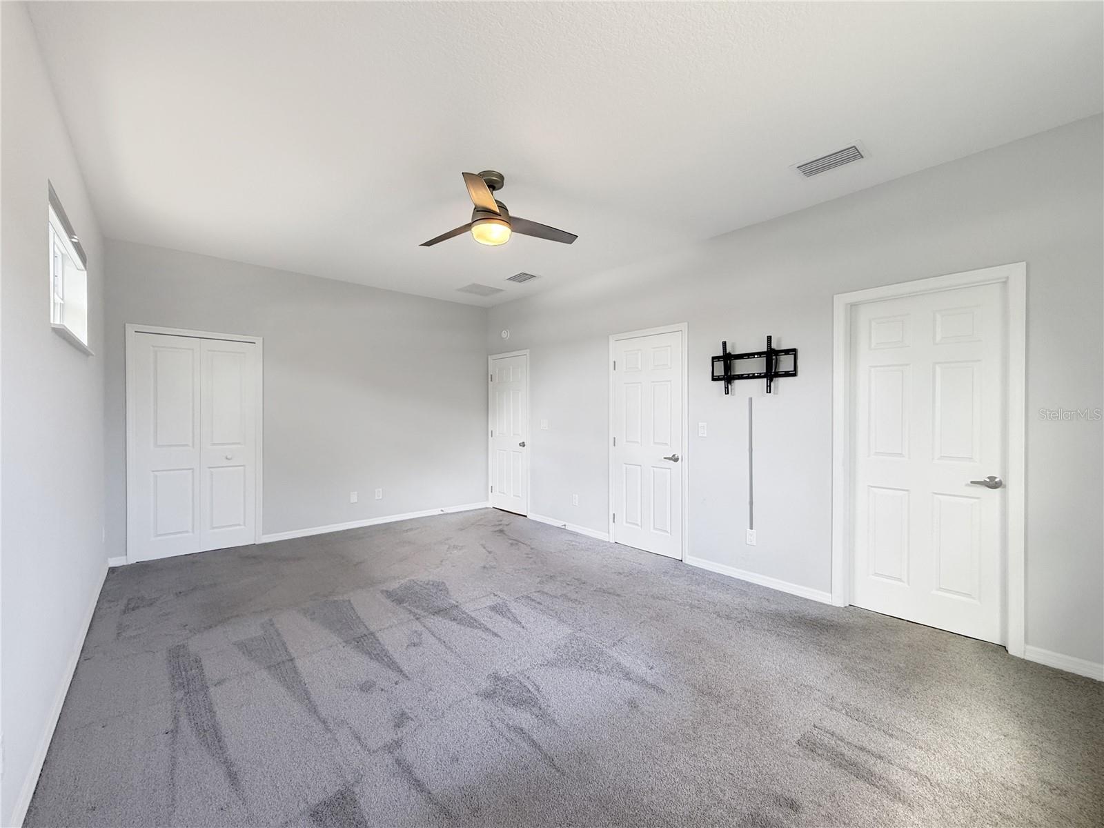 281 ASHLEY CT — photo 30
