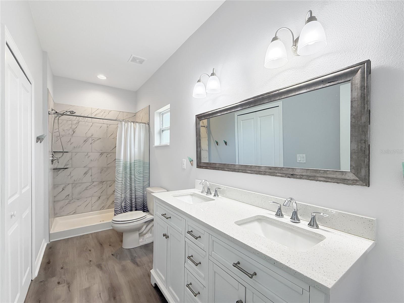281 ASHLEY CT — photo 32