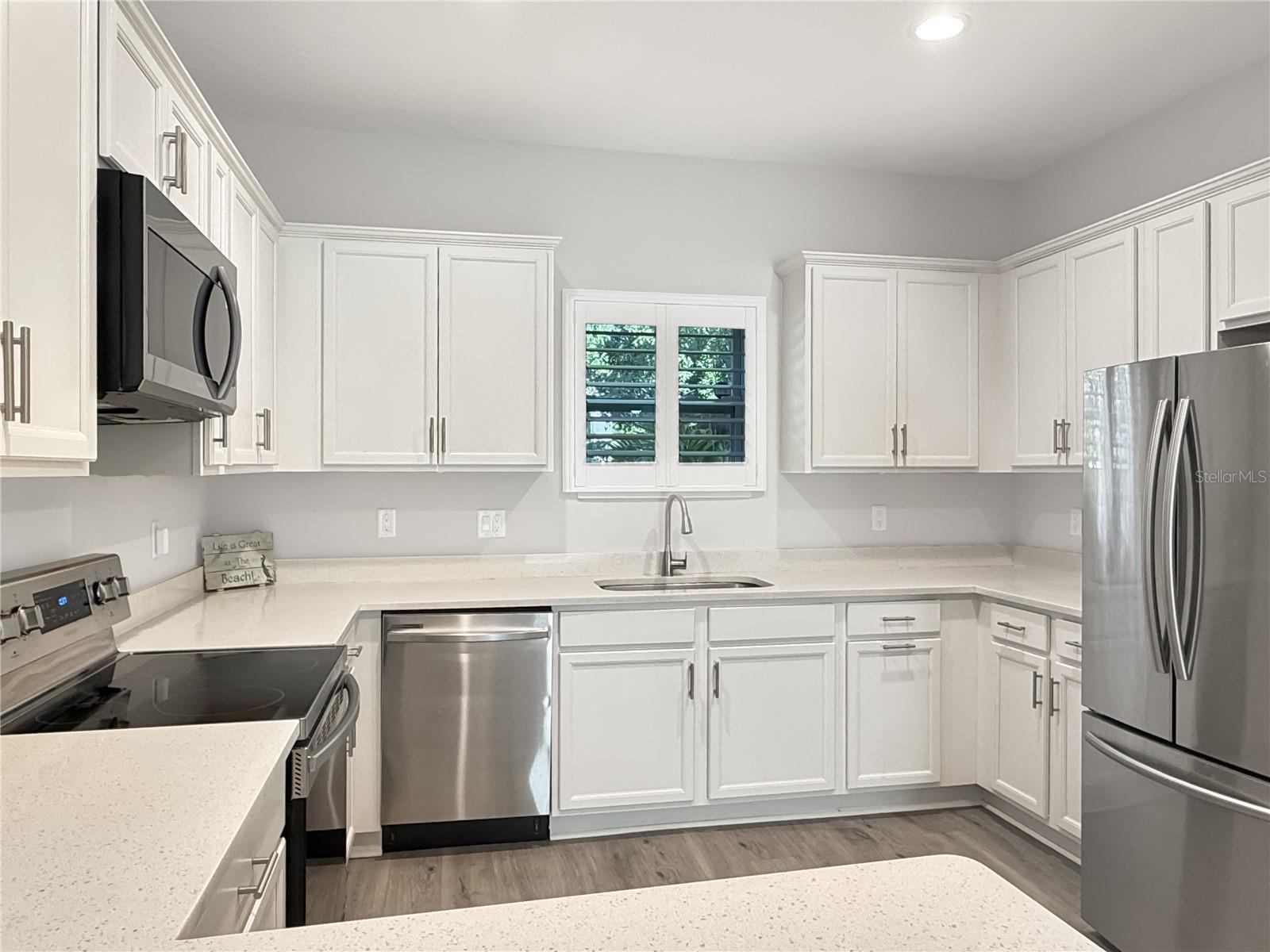 281 ASHLEY CT — photo 13