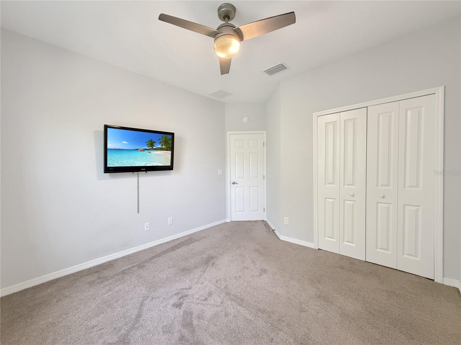 281 ASHLEY CT — photo 38