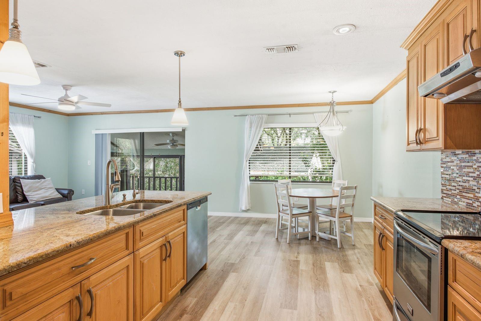 511 MISTLETOE CT #C — photo 5
