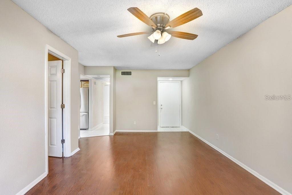 4833 PURITAN CIR #101 — photo 5