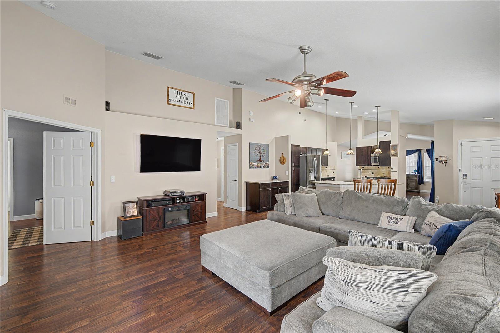 24328 MISTWOOD CT — photo 29