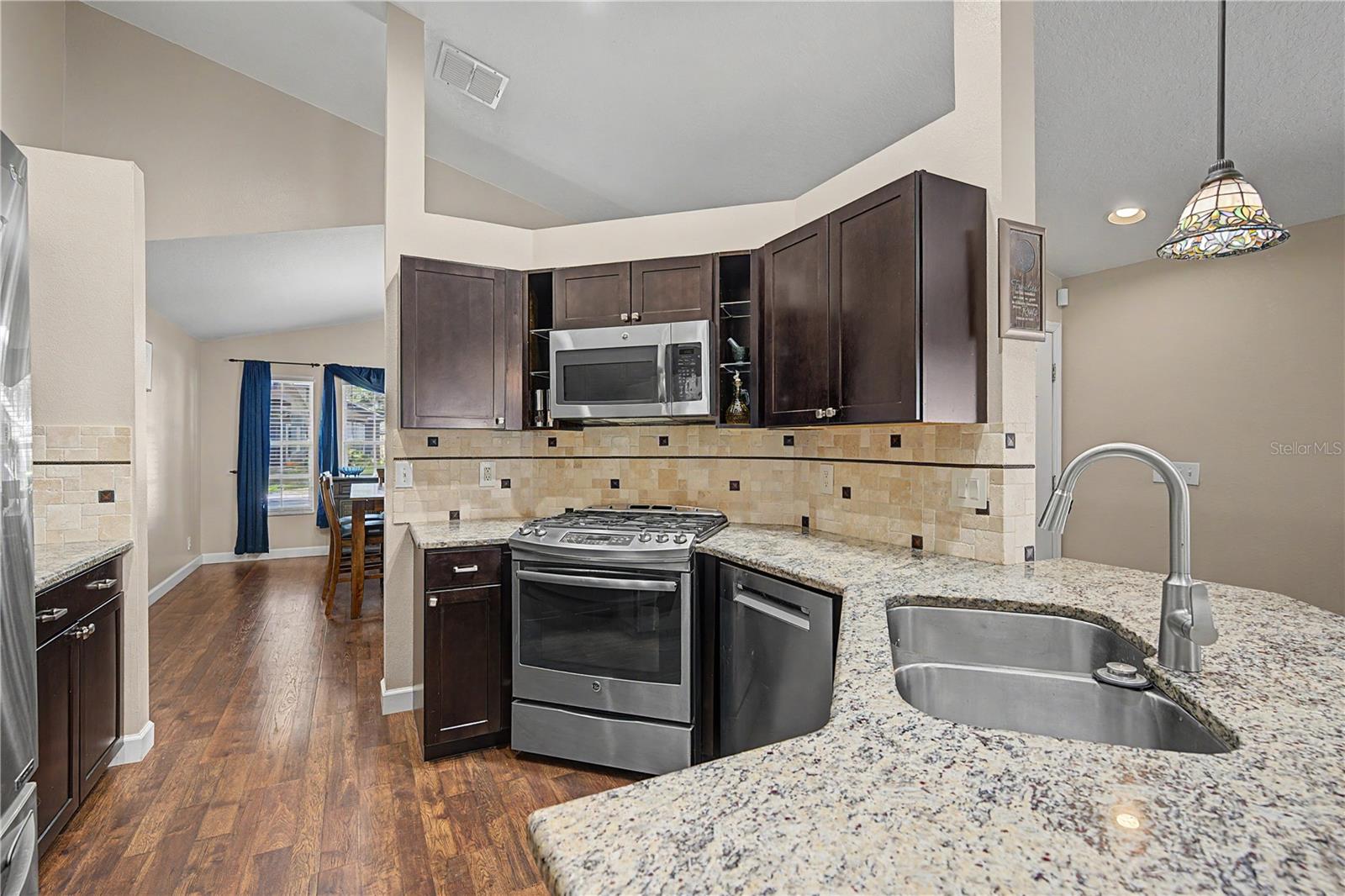 24328 MISTWOOD CT — photo 7