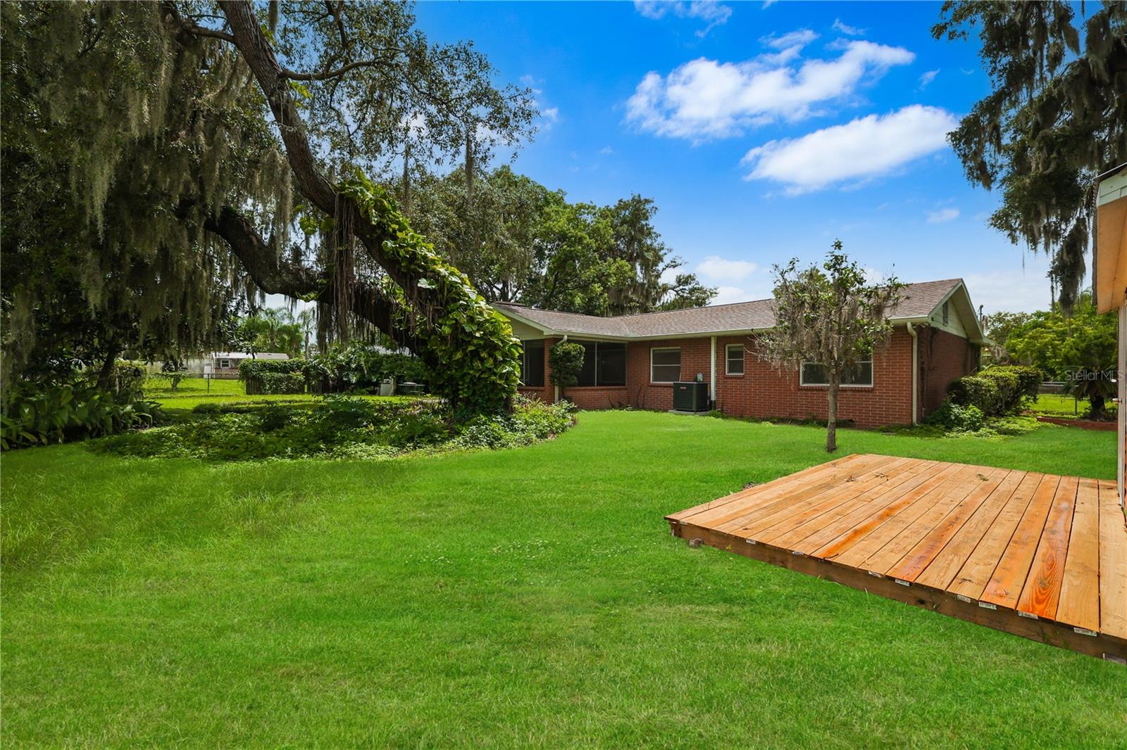 1805 DIERKER DR — photo 43