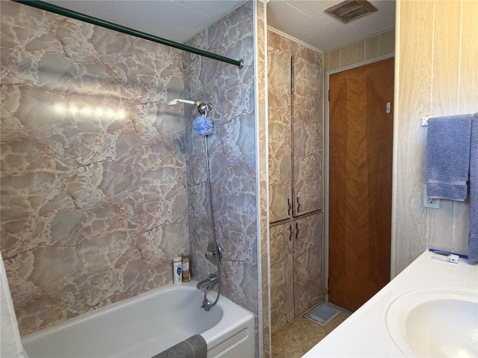 5304 CHERRY HILL AVE — photo 18