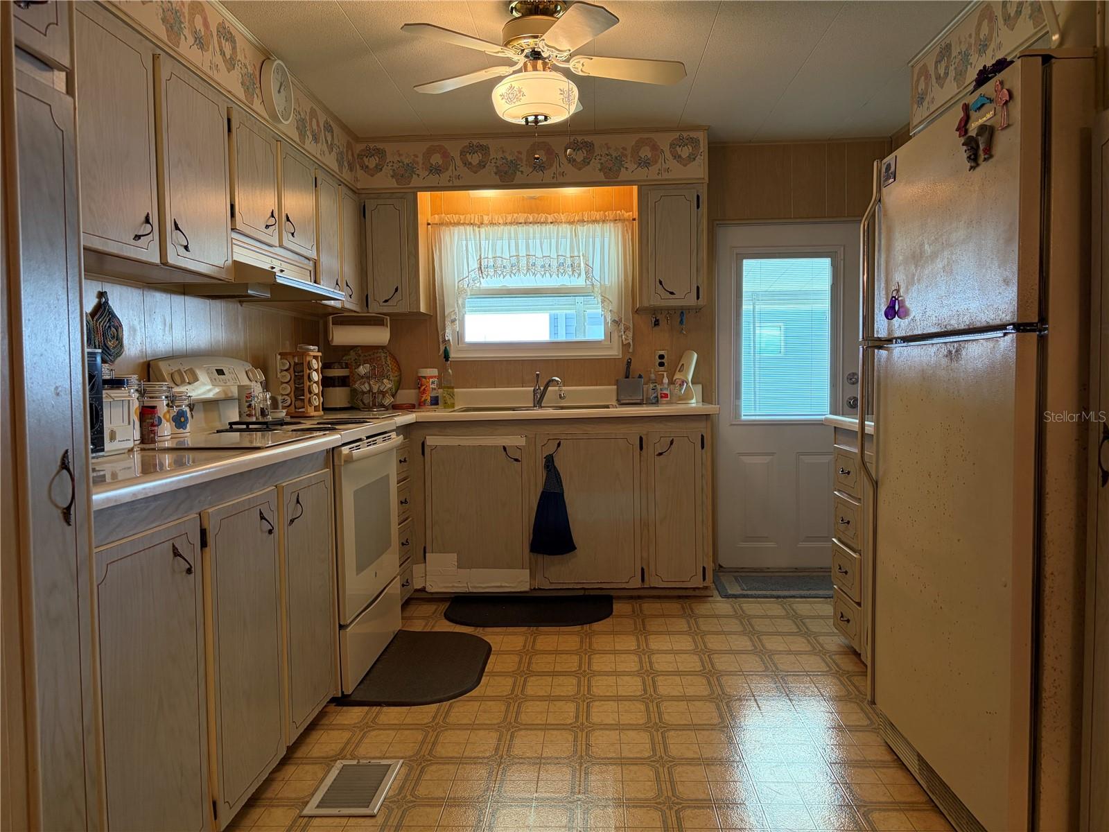 5304 CHERRY HILL AVE — photo 12