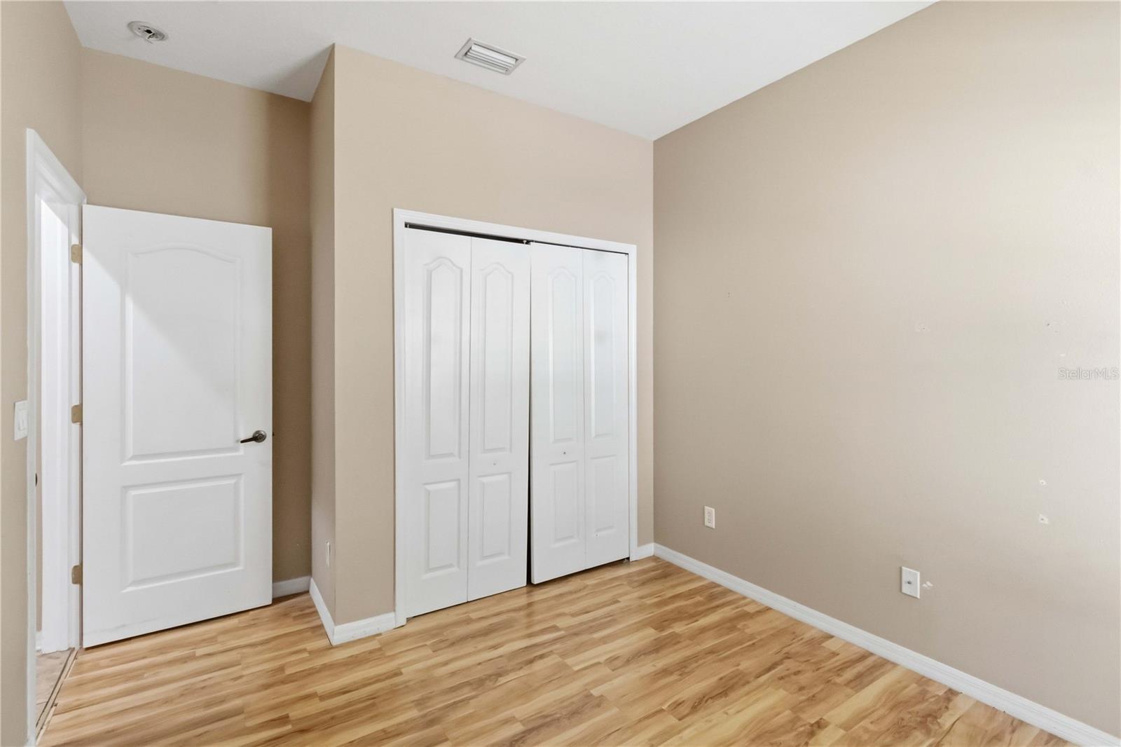820 PARKER DEN DR — photo 13