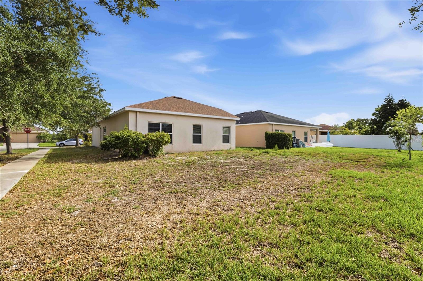 820 PARKER DEN DR — photo 29