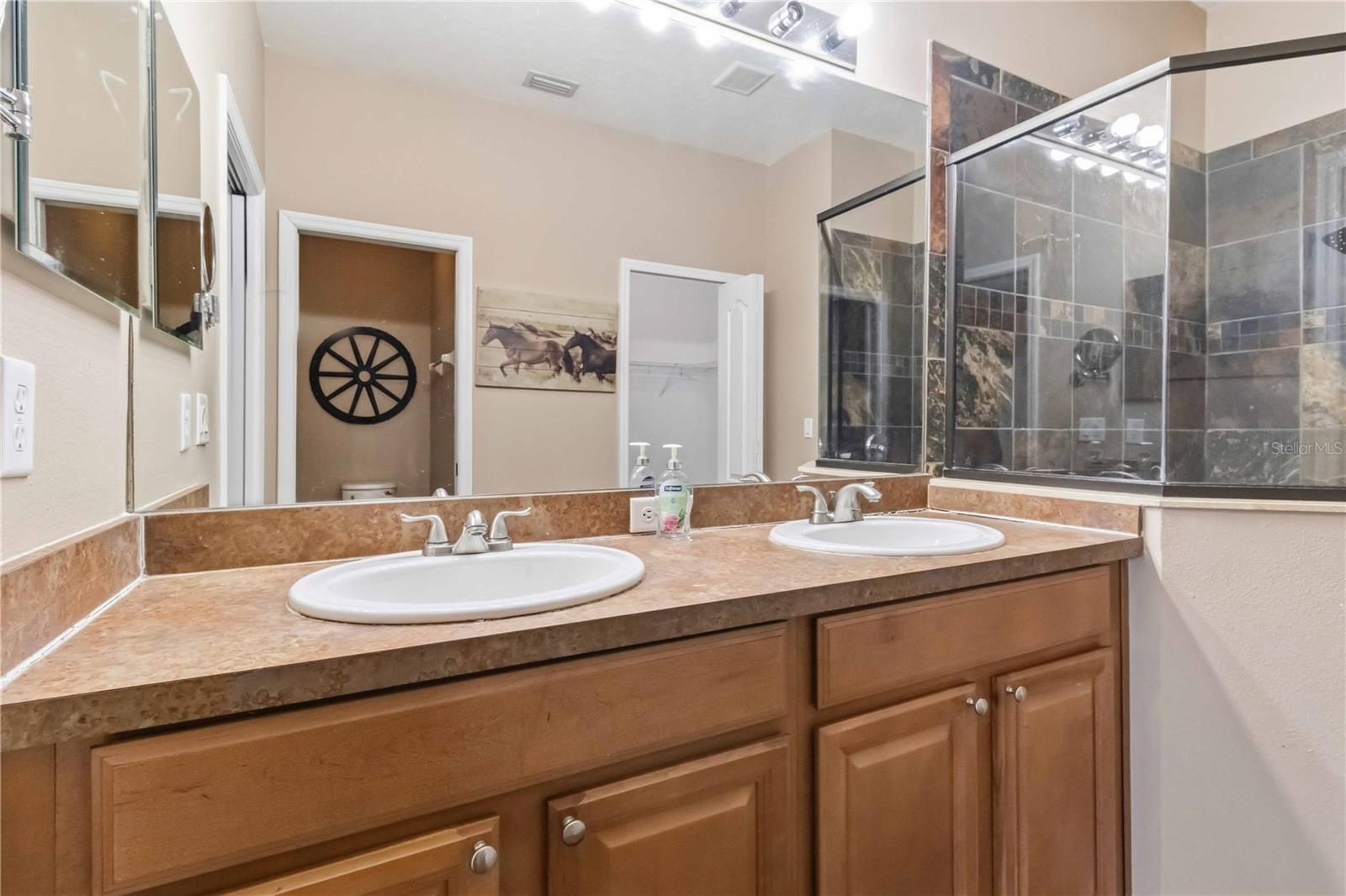 820 PARKER DEN DR — photo 26
