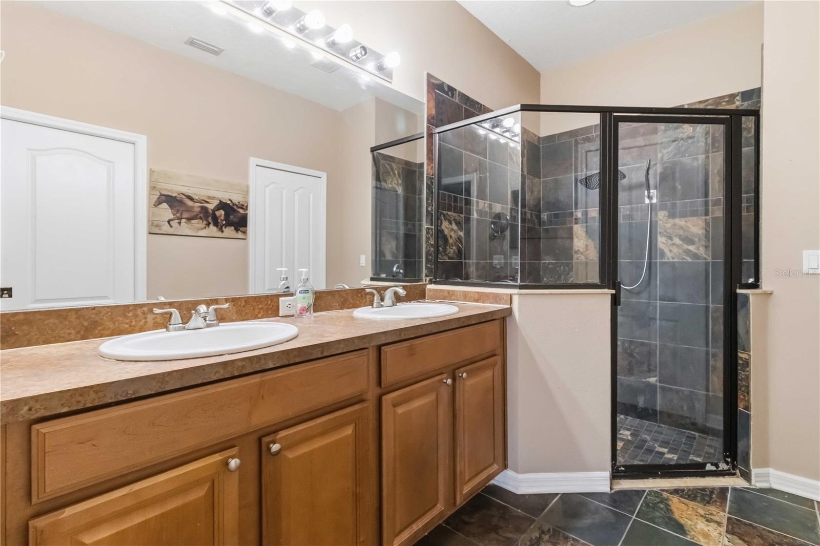 820 PARKER DEN DR — photo 27